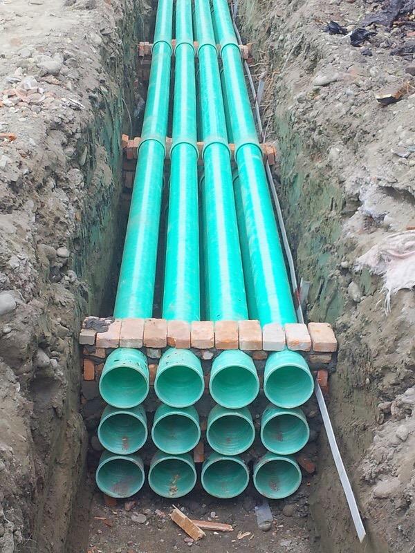 �������|��